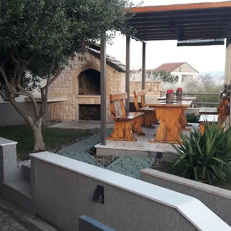 Apartment Latica